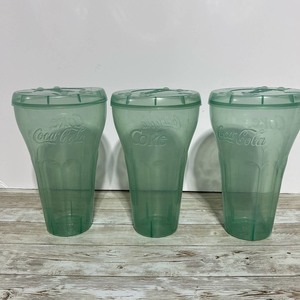 VINTAGE Coca Cola Cups Set of (3) Big Green Plastic‎ with Lids 24 Oz RARE Coke